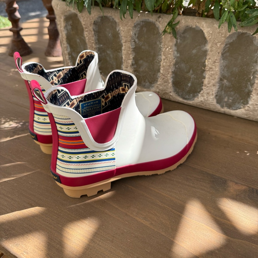 Pendleton Geometric Patterned Boots - image 1